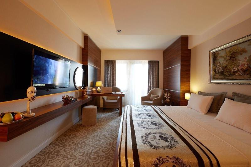 Madame Tadia Otel - Oda