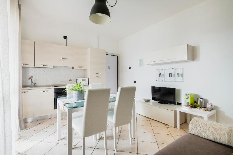 HQ Aparthotel Milano Inn – Smart Suites - Oda