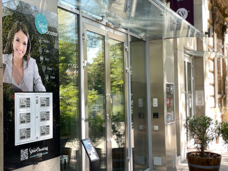 Smart Hotel Budapest - Genel