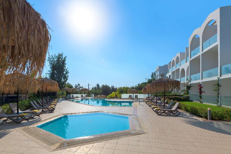Lindos Breeze Beach Hotel - Havuz