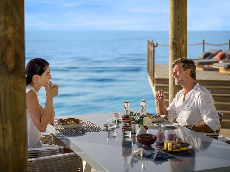 InterContinental Maldives Maamunagau Resort - Oda