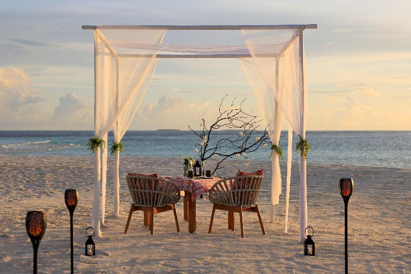 InterContinental Maldives Maamunagau Resort - Restoran