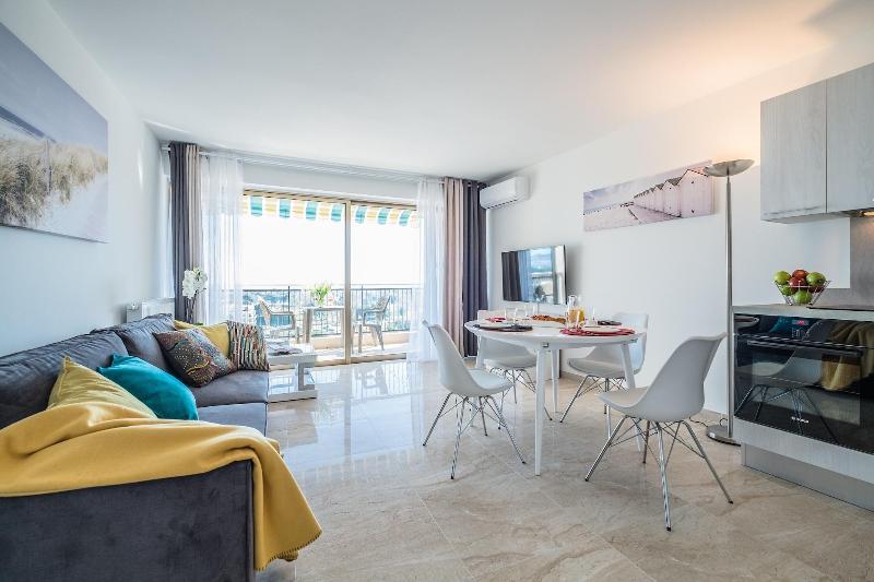 Cannes Marina Residence - Oda