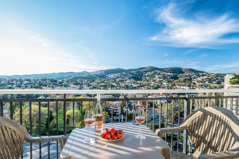 Cannes Marina Residence - Oda