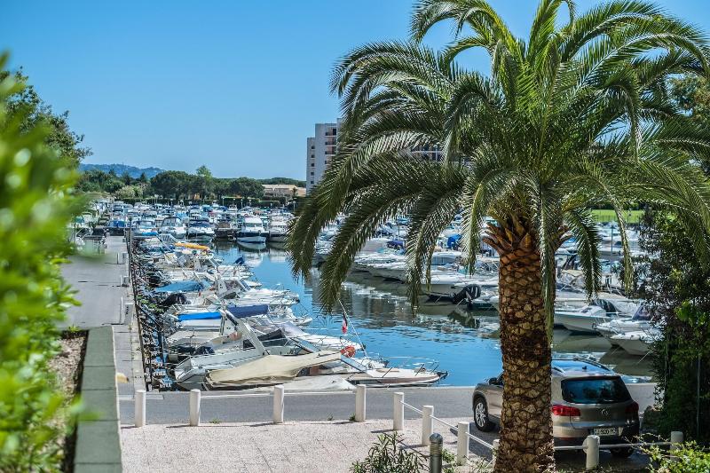 Cannes Marina Residence - Oda