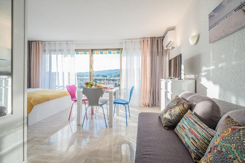 Cannes Marina Residence - Oda