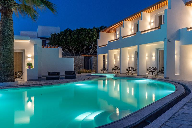 Omnia Mykonos Boutique Hotel & Suites - Havuz
