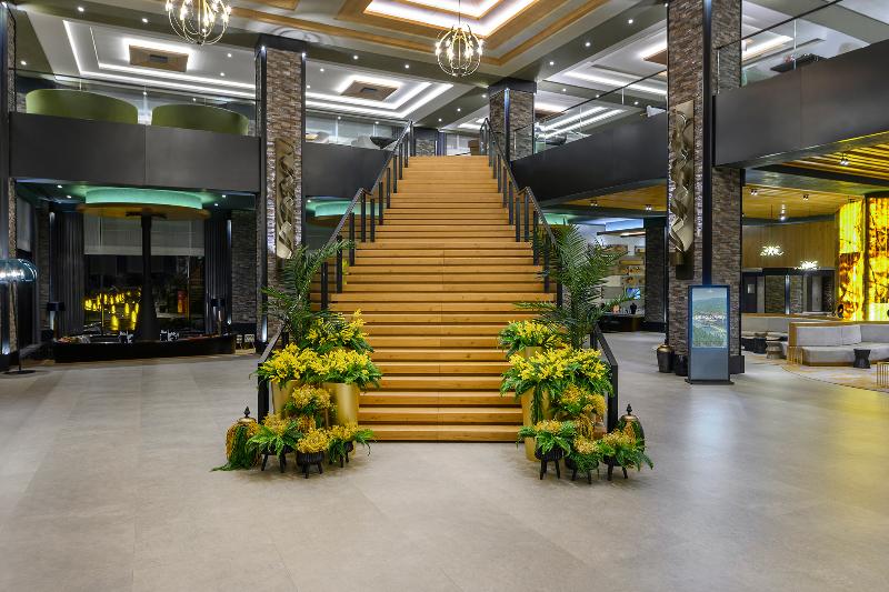 Elite World Grand Sapanca Hotel - Lobi