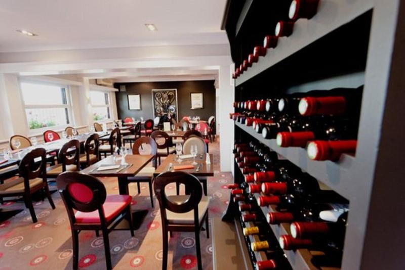 Le Manoir - Restoran
