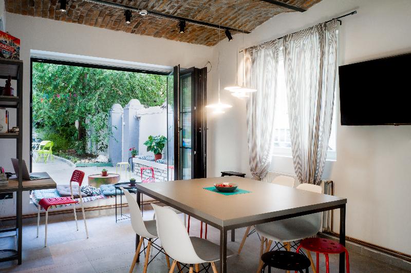 Good People Design Hostel - Genel