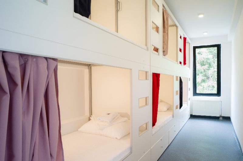 Good People Design Hostel - Oda