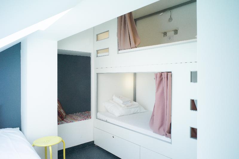 Good People Design Hostel - Oda