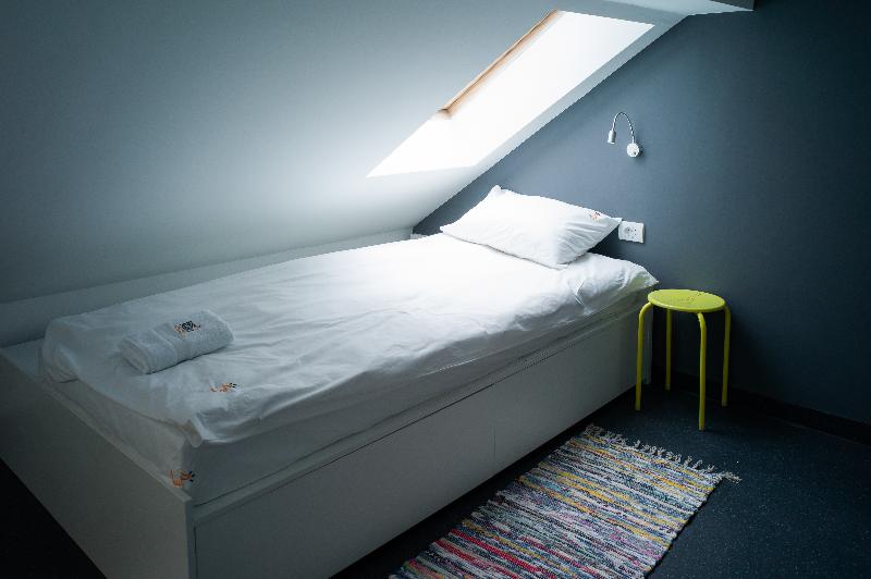 Good People Design Hostel - Oda