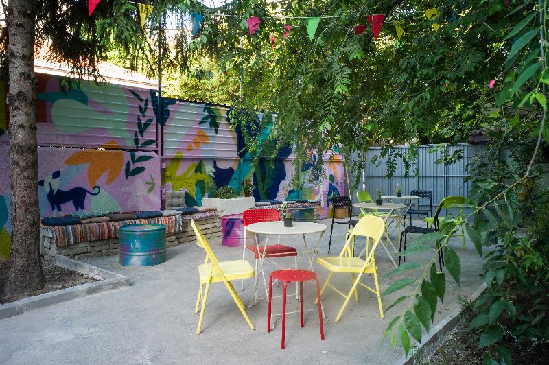 Good People Design Hostel - Teras