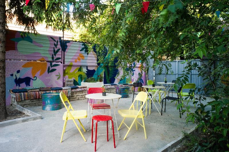 Good People Design Hostel - Teras