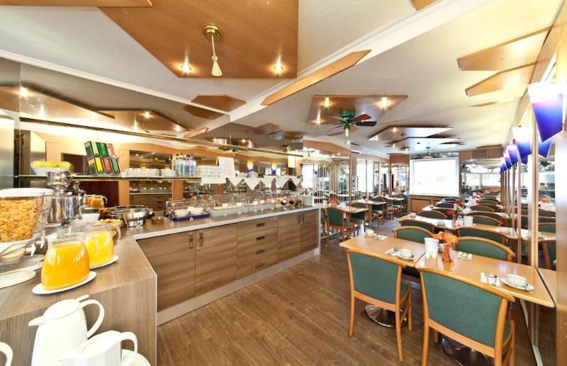 Primus Frankfurt - Restoran