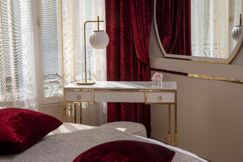 Paris J'Adore Hotel & Spa - Oda