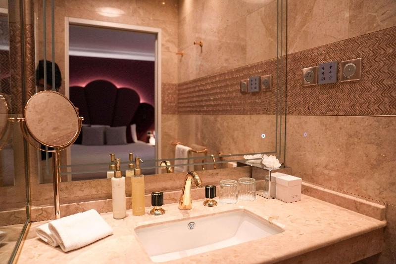 Paris J'Adore Hotel & Spa - Oda