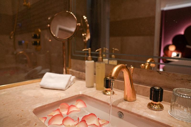 Paris J'Adore Hotel & Spa - Oda