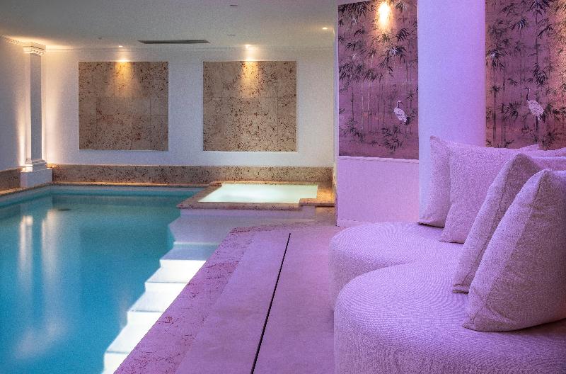 Paris J'Adore Hotel & Spa - Havuz