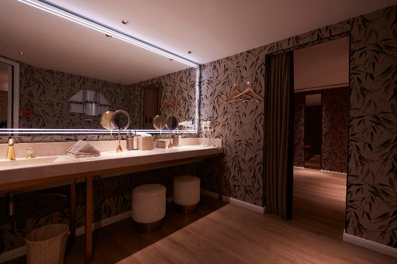 Paris J'Adore Hotel & Spa - Havuz