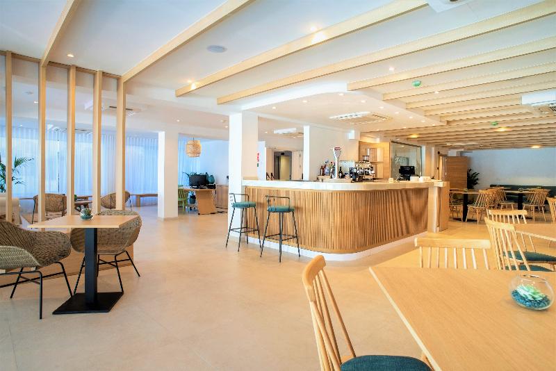 Seasun Aniram - Bar