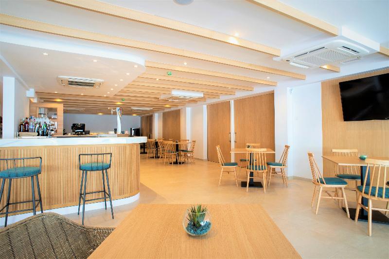 Seasun Aniram - Bar