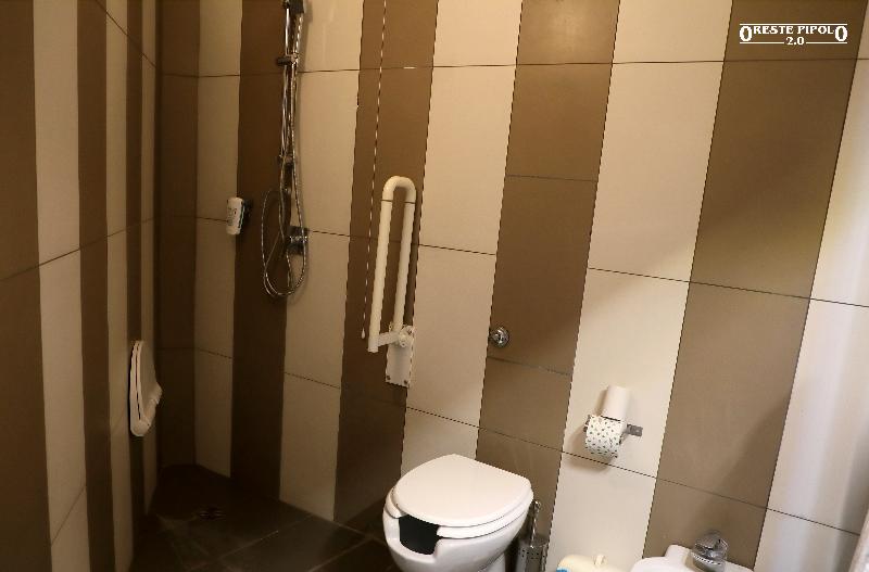 Up Hotel - Oda