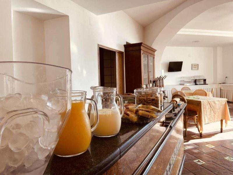 Up Hotel - Restoran