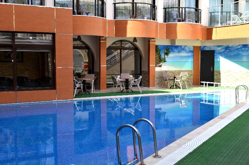 By Karaaslan Inn Hotel - Havuz