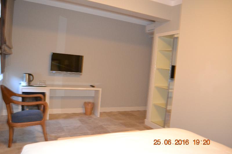 Teos Lodge Pansiyon & Restaurant - Oda