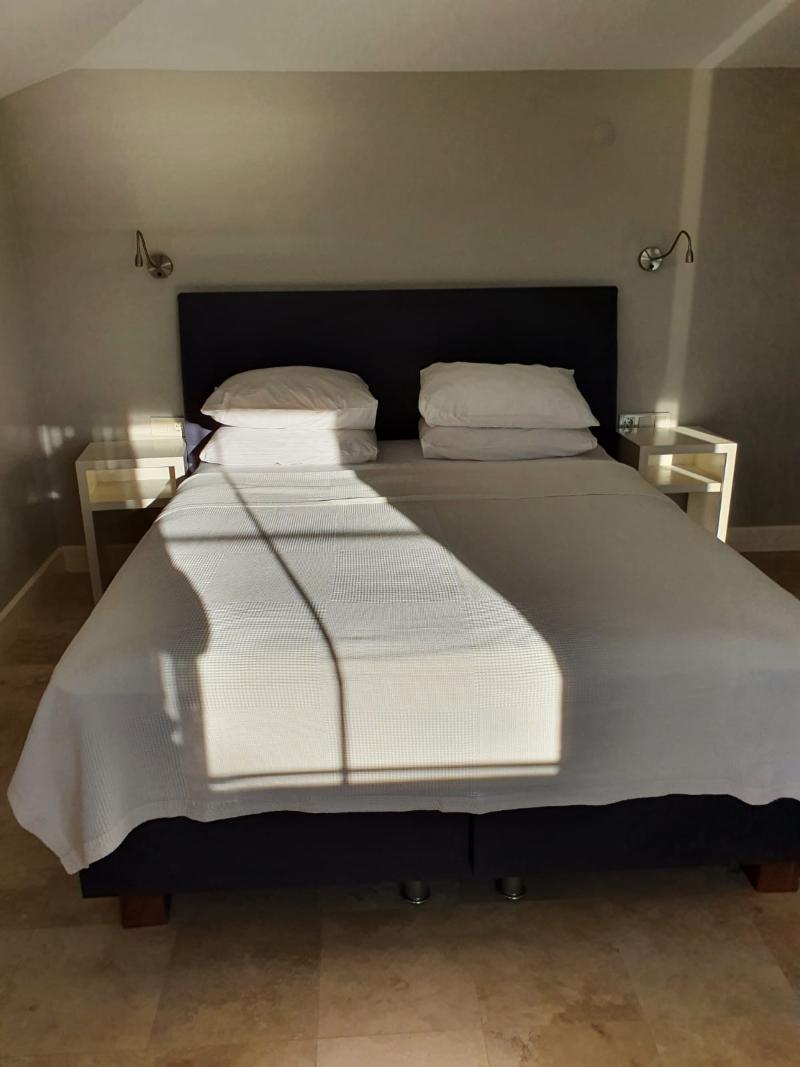 Teos Lodge Pansiyon & Restaurant - Oda