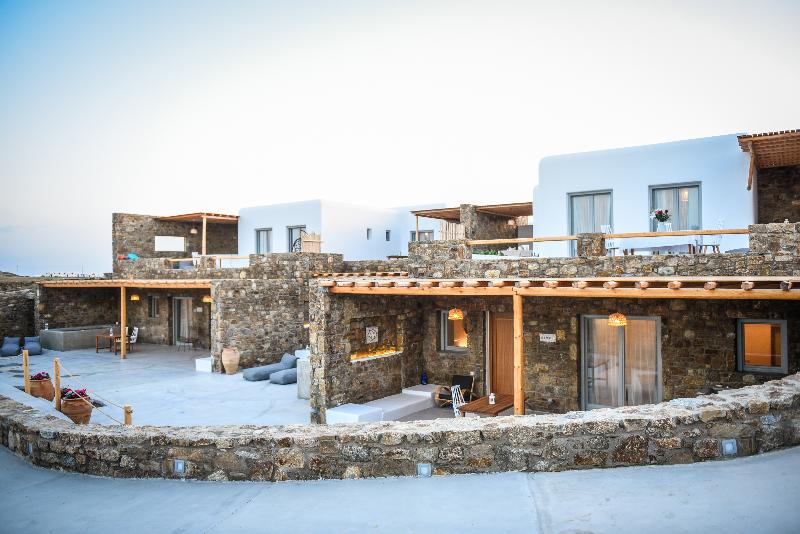 Myconian Crown Suites by Mr and Mrs White - Genel