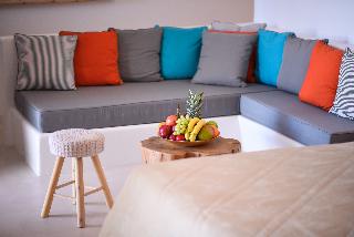 Myconian Crown Suites by Mr and Mrs White fotoÄŸrafÄ±