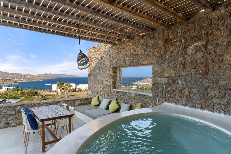 Myconian Crown Suites by Mr and Mrs White - Oda