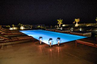 Myconian Crown Suites by Mr and Mrs White fotoÄŸrafÄ±