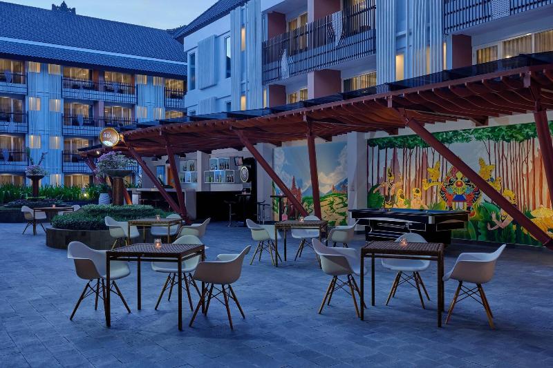 Fairfield By Marriott Bali Kuta Sunset Road - Lobi