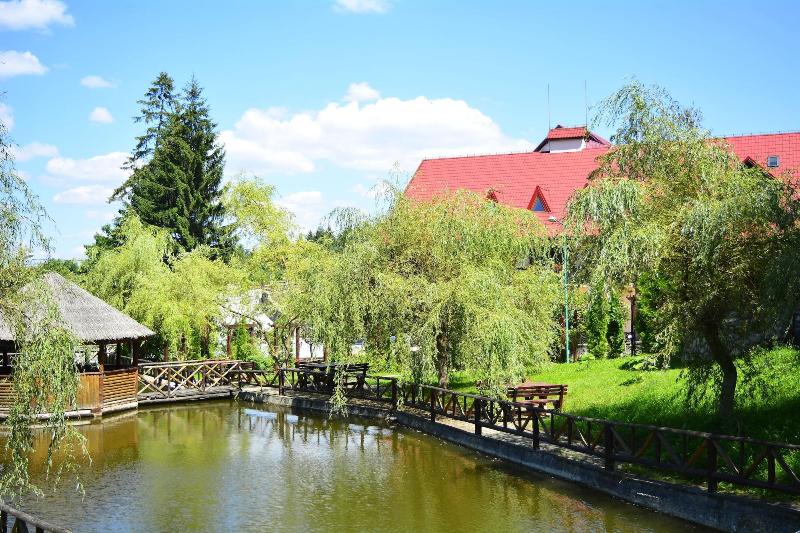 Q Resort and Spa Sacele - Genel