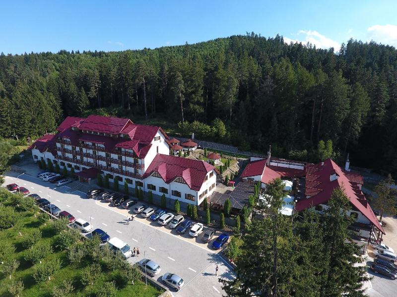 Q Resort and Spa Sacele - Genel