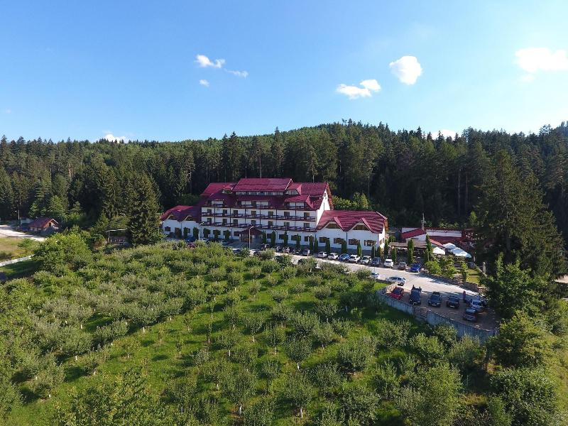 Q Resort and Spa Sacele - Genel