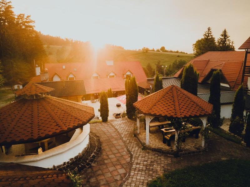 Q Resort and Spa Sacele - Genel