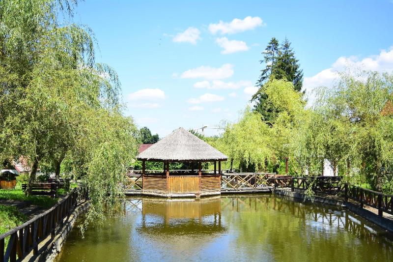 Q Resort and Spa Sacele - Genel