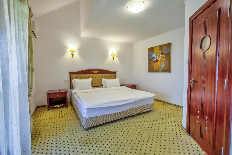 Q Resort and Spa Sacele - Oda