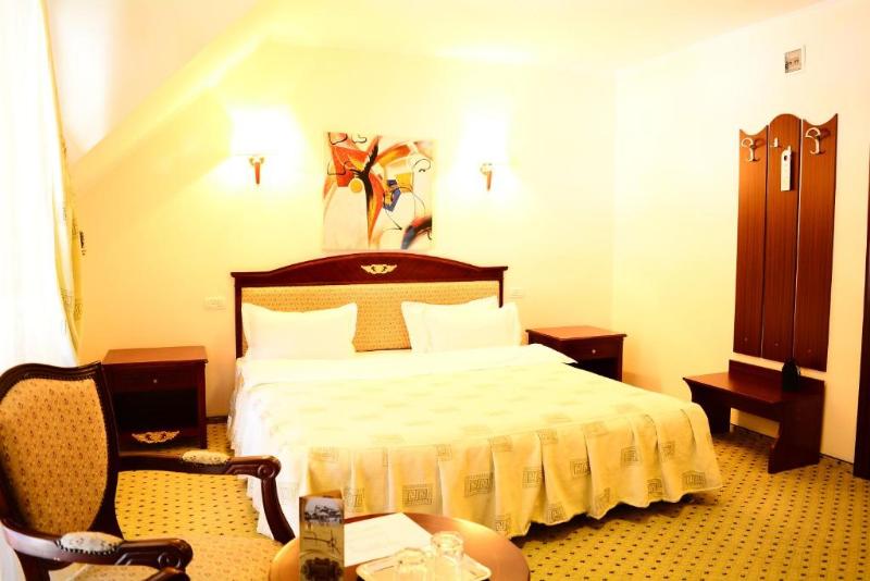Q Resort and Spa Sacele - Oda