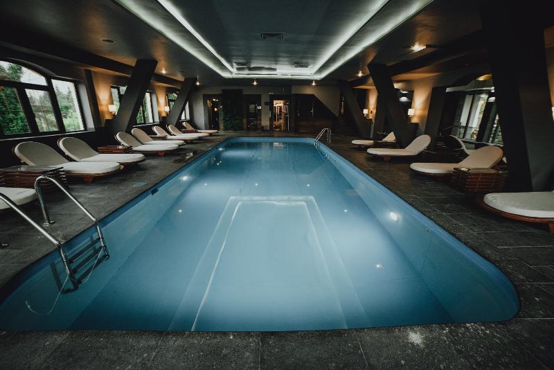 Q Resort and Spa Sacele - Havuz
