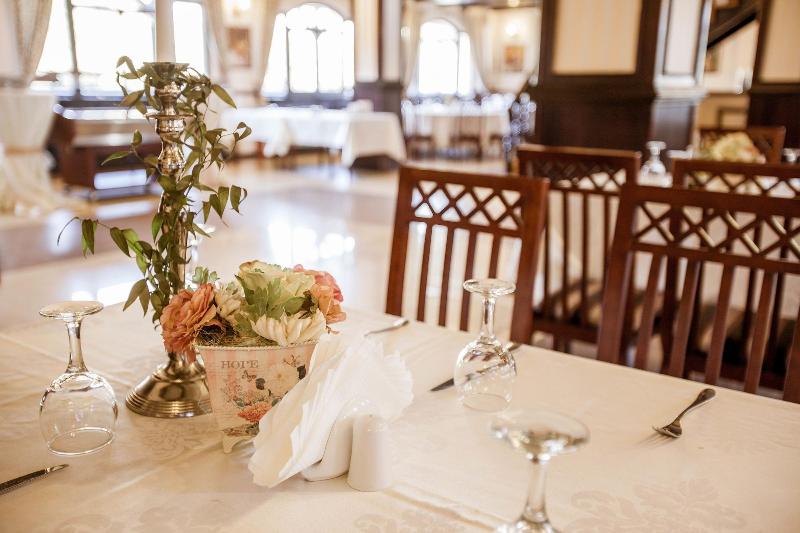 Q Resort and Spa Sacele - Restoran
