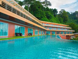 Phi Phi Cliff Beach Resort (SHA+) fotoÄŸrafÄ±