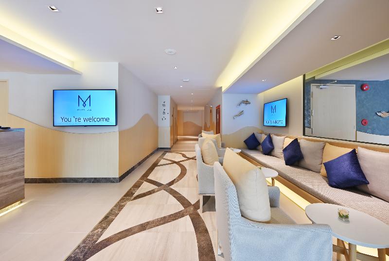 M Pattaya Hotel - Lobi