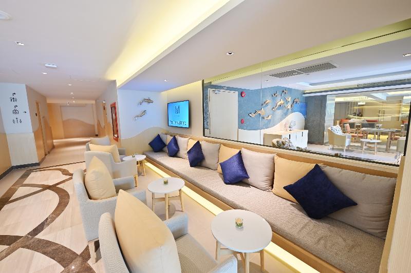 M Pattaya Hotel - Lobi