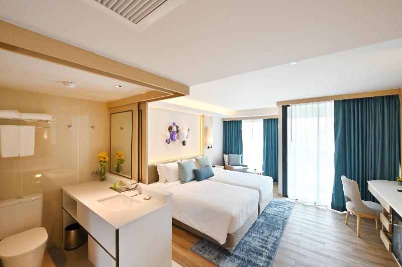 M Pattaya Hotel - Oda